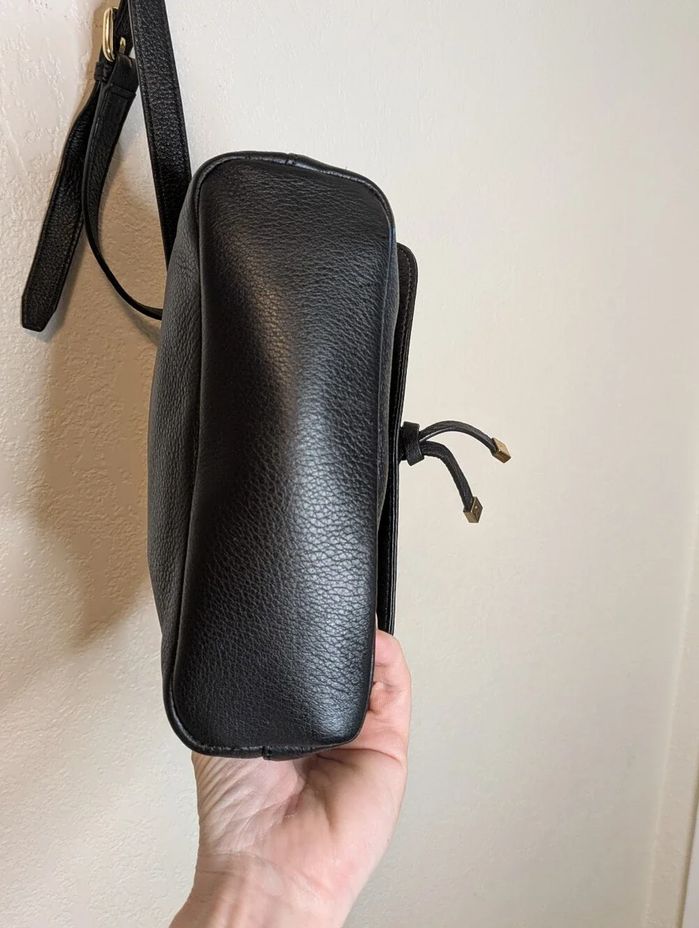 Talbots Black Genuine Leather Snap Flap Crossbody Bag • Excellent